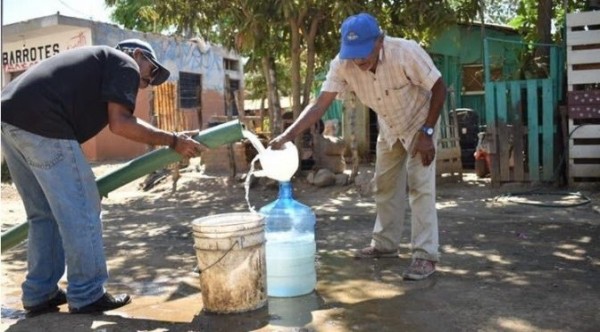 Personal de Jumapam saquea agua de la tratadora Norponiente y la vende en colonias: Alcalde
