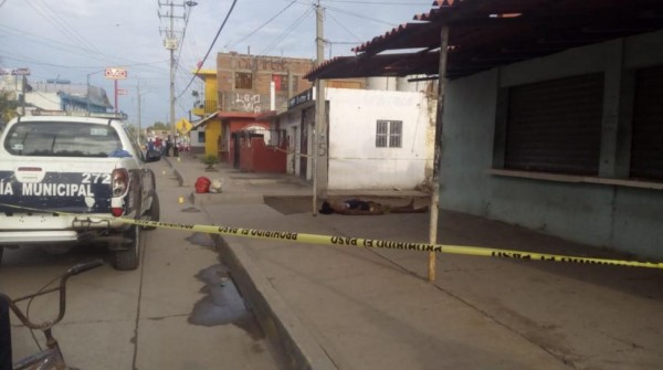 Matan a un hombre a puñaladas en la Francisco I. Madero, en Mazatlán