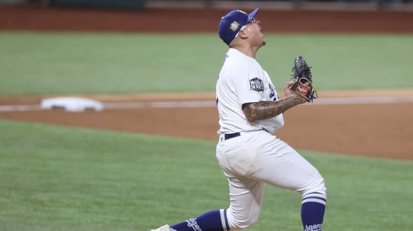 Julio Urías dejó una huella inolvidable en la Serie Mundial