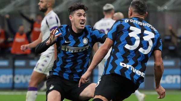 Con gol de Lautaro y el debut de Vidal, Inter rescató un triunfo ante Fiorentina
