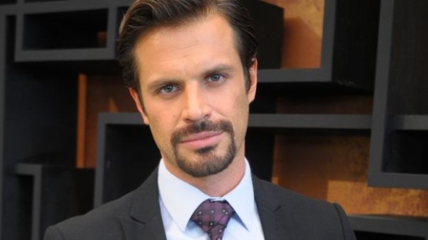 Mark Tacher no sabe nada de Cecilia Galliano