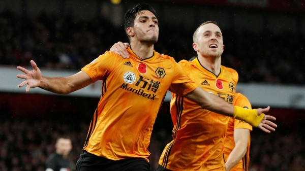 Raúl Jiménez rescata el empate del Wolverhampton ante el Arsenal