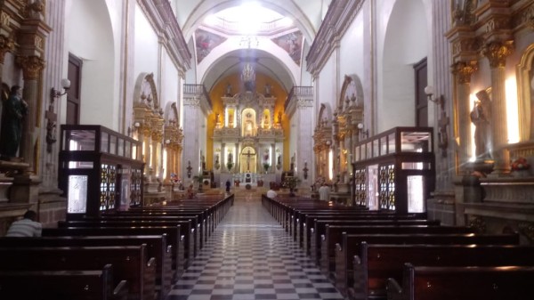 En Culiacán, los fieles cristianos viven una triste Semana Santa