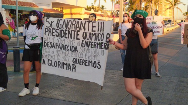 Protestan en el malecón de Mazatlán por la desaparición de la enfermera Glorimar