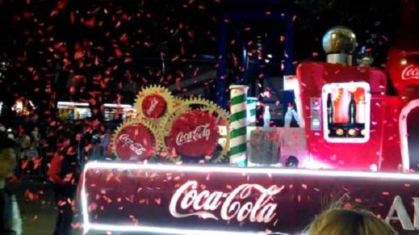 $!Desfilará Santa Clos en caravana navideña Coca Cola este jueves por el malecón de Mazatlán