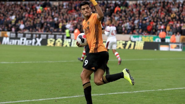 Raúl Jiménez acaba con su sequía goleadora y anota en empate del Wolverhampton