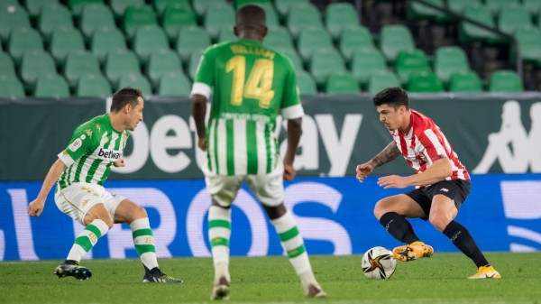 El Betis, con Guardado en la cancha, es eliminado de la Copa del Rey en la tanda de penaltis