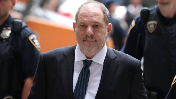 Harvey Weinstein busca contar con una abogada para su defensa