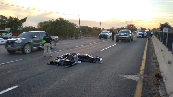 Muere joven al ser arrollado por un vehículo al sur de Mazatlán