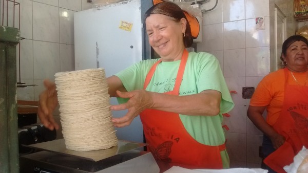 Alcanza tortilla los 18 pesos por kilo en Mazatlán