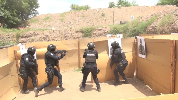 SSP Sinaloa capacita a mujeres policías en técnicas avanzadas de reacción a emboscada
