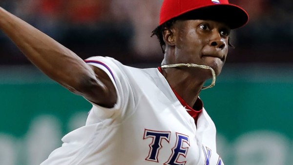 Medias Rojas de Boston adquiere a dominicano Phillips Valdez