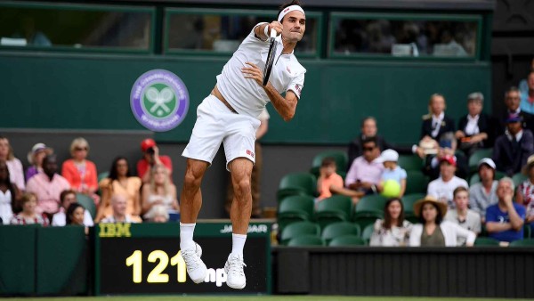 Roger Federer suma 350 victorias en Grand Slam al ganar en Wimbledon