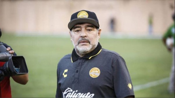 La Disciplinaria multa a Maradona por dedicar triunfo a Nicolás Maduro