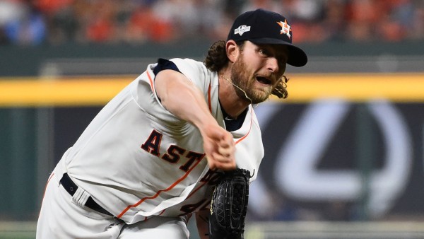 Cole poncha a 15 y Astros está a un triunfo de la Serie de Campeonato