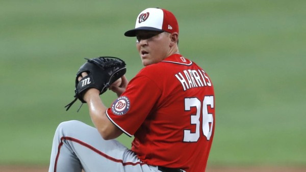 Will Harris podría fortalecer más el bullpen de los Nacionales, una vez que se reintegre.