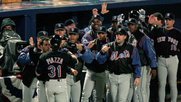 Pete Alonso quiere de vuelta las camisas negras de Mets