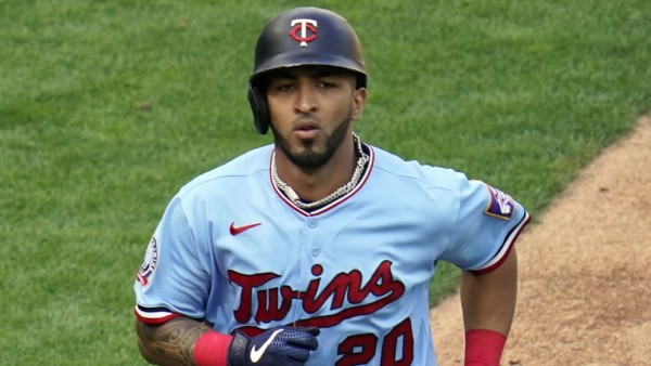 Medias Rojas de Boston muestra interés en Eddie Rosario