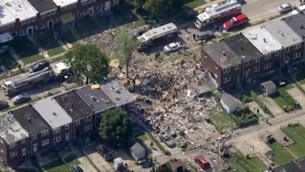 Gran explosión de gas en Baltimore derrumba tres edificios residenciales