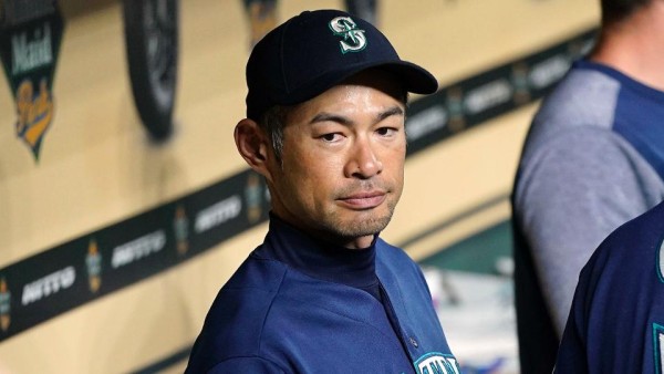 Marineros de Seattle dan contrato de liga menor a Ichiro Suzuki