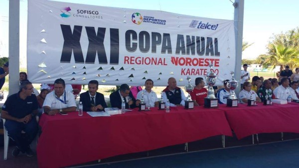 Inauguran en el Centro Deportivo Benito Juárez edición 21 de la Copa Regional Noroeste de Karate Do
