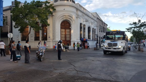 Cierran parcialmente la Obregón por desfile militar en Culiacán; conozca aquí las rutas alternas