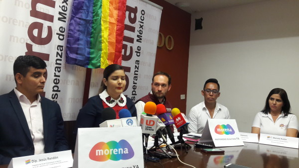 Va Morena por 'matrimonios igualitarios'; descartan adopciones, por el momento