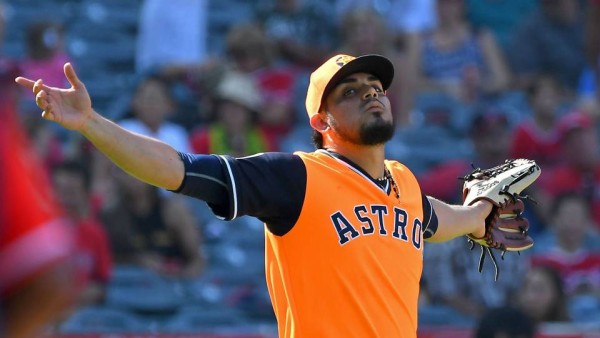 Sinaloense Roberto Osuna se embolsa su rescate 36 de la campaña