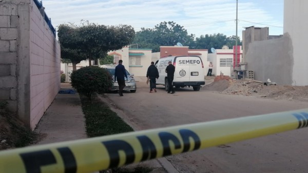 En Culiacán, asesinan a joven a las afueras de su casa