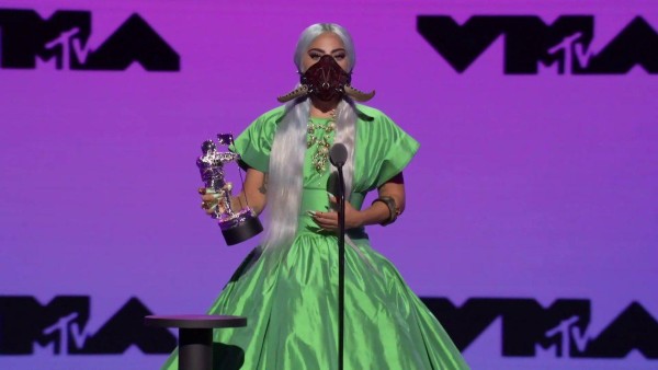 Lady Gaga es la reina de los VMAs