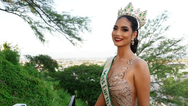 Anahí Esparza es coronada como Miss Earth Sinaloa 2020