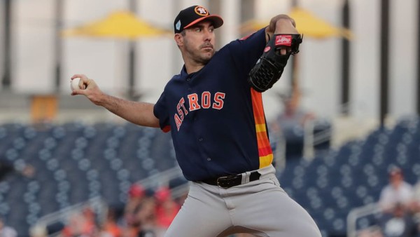 Justin Verlander pacta por dos años con Astros de Houston