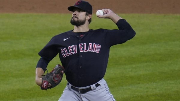 Brad Hand buscará mantener su nivel con los Nacionales de Washington.