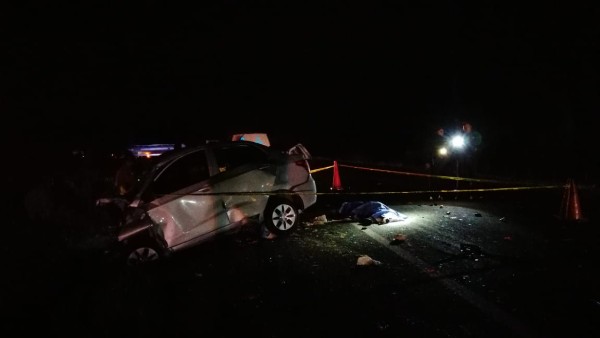Una mujer muerta y cuatro lesionados deja un accidente carretero en Mocorito