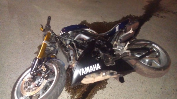 Embiste motociclista a señora en Mazatlán; ambos quedan sin vida