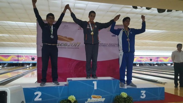 Diego Camarena le dio la segunda medalla de oro a Sinaloa en boliche.