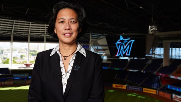 Kim Ng fue presentada como Gerente General de Marlins de Miami