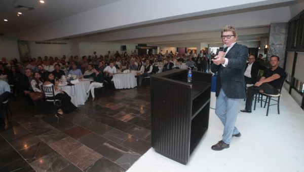 Ernesto Coppel promete que Mazatlán tendrá súper museo