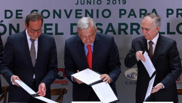 El sector empresarial de México lanza contrapropuesta para enfrentar la crisis económica por el Covid-19