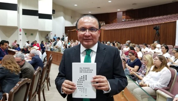 A través de libro, van a la raíz y la entraña del Congreso de Sinaloa