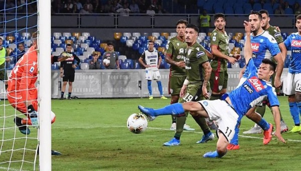 Chucky Lozano y Napoli sufren sorpresiva derrota ante el Cagliari