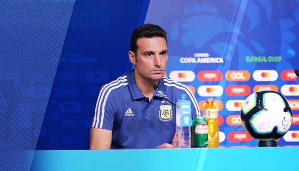 Lionel Scaloni seguirá con Argentina. (Foto: Twitter @Argentina)