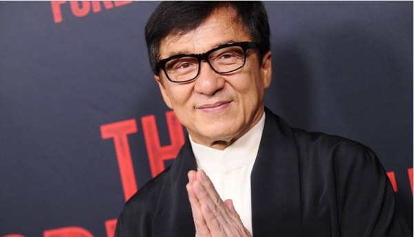 Jackie Chan rompe el silencio sobre su estado de salud por el coronavirus