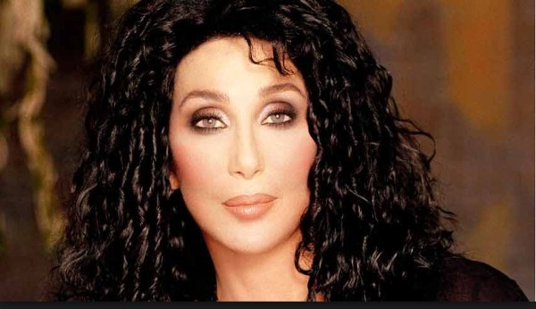 Venden mansión que perteneció a Cher