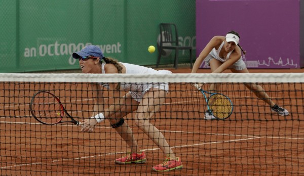 Giuliana Olmos pierde en la primera ronda. Fotos: Twitter @TennisChampIst