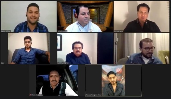 Los integrantes de Banda El Recodo, invitados por Radio UAS.