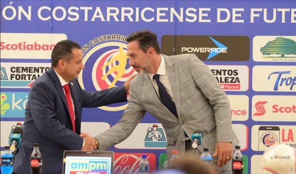 Gustavo Matosas es nuevo DT de Costa Rica