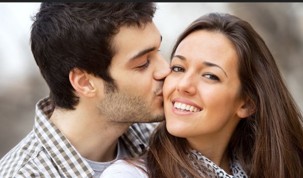 8 señales de que tu esposa está felizmente casada