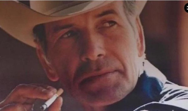 Muere el primer Hombre Marlboro a la edad de 90 años; nunca probó un cigarrillo