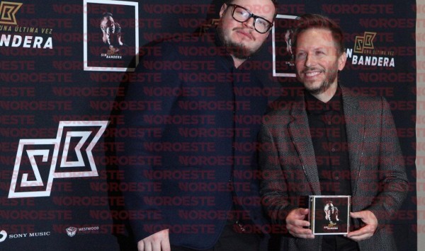 Sin Bandera vuelve más extrovertido